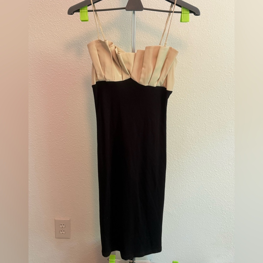 Elegant Black and Cream Strapless Dress